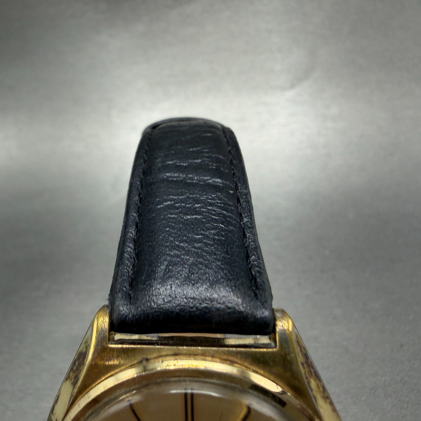 Seiko Lord Matic Watch Men 36mm Champagne Dial Gold Tone Daydate 5606-7010 Runs4