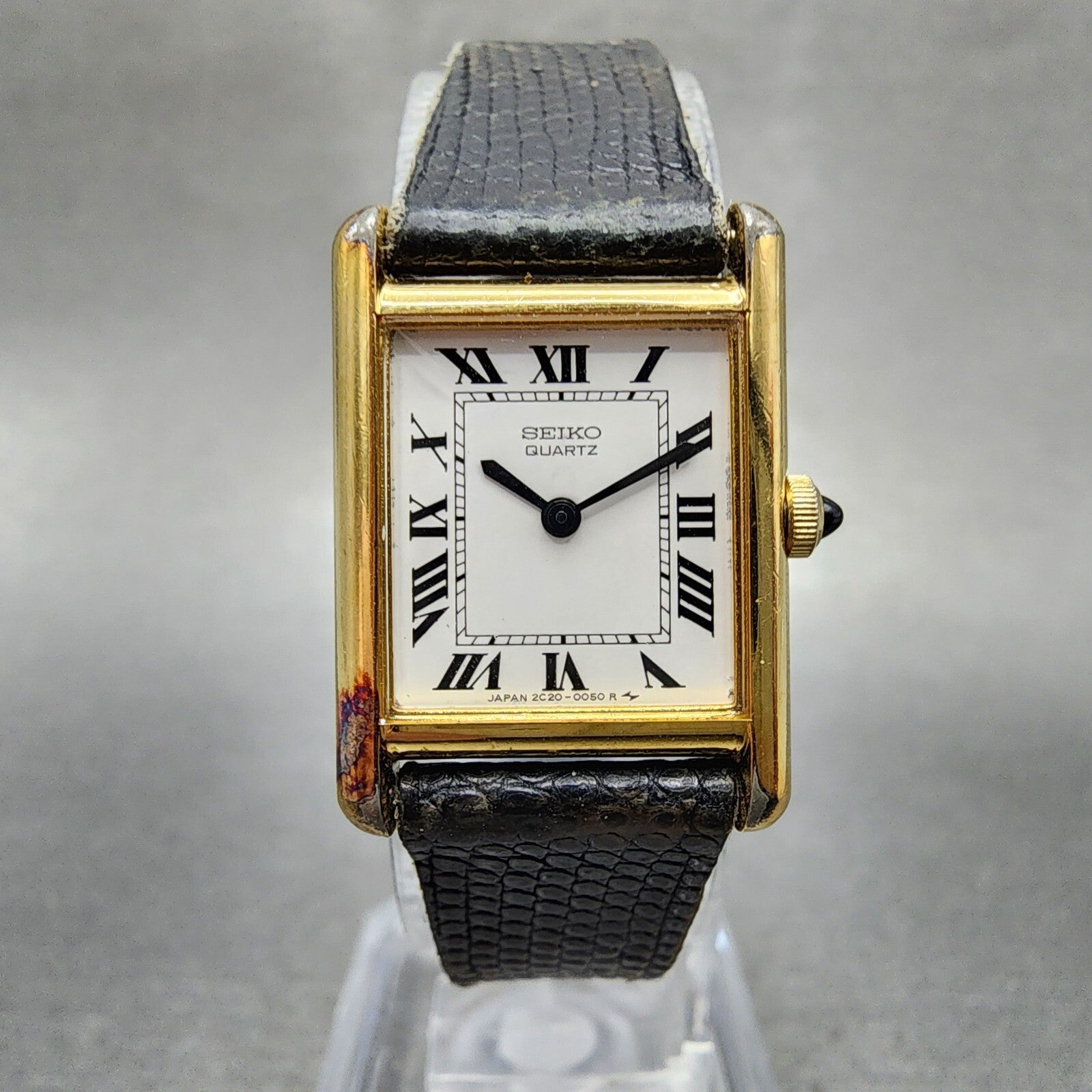 Seiko Tank Watch Women 18mm White Dial Gold Tone 2c205019 New Battery0