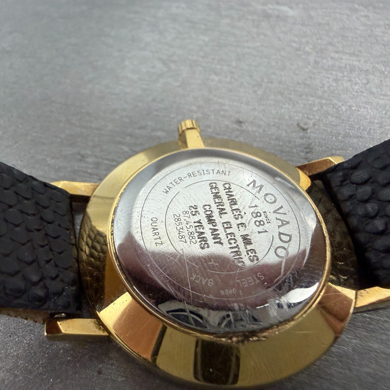 Movado Museum Watch Men 31mm Black Dial Gold Tone Round 87.45.882 PARTS10