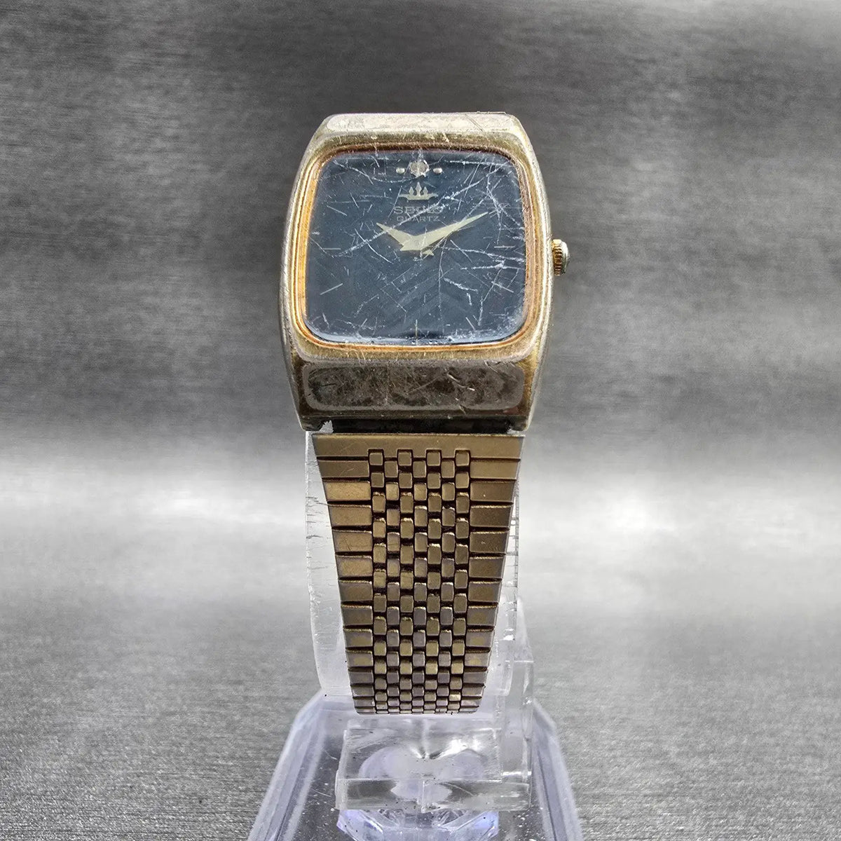 Seiko Watch Women 19mm Black Dial Gold Tone Rectangle 7320-6120 New Battery JP345