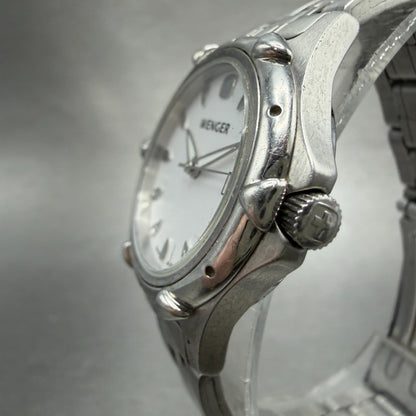 Wenger Watch Women 30mm White Dial Silver Tone Date Round 7023X New Battery2