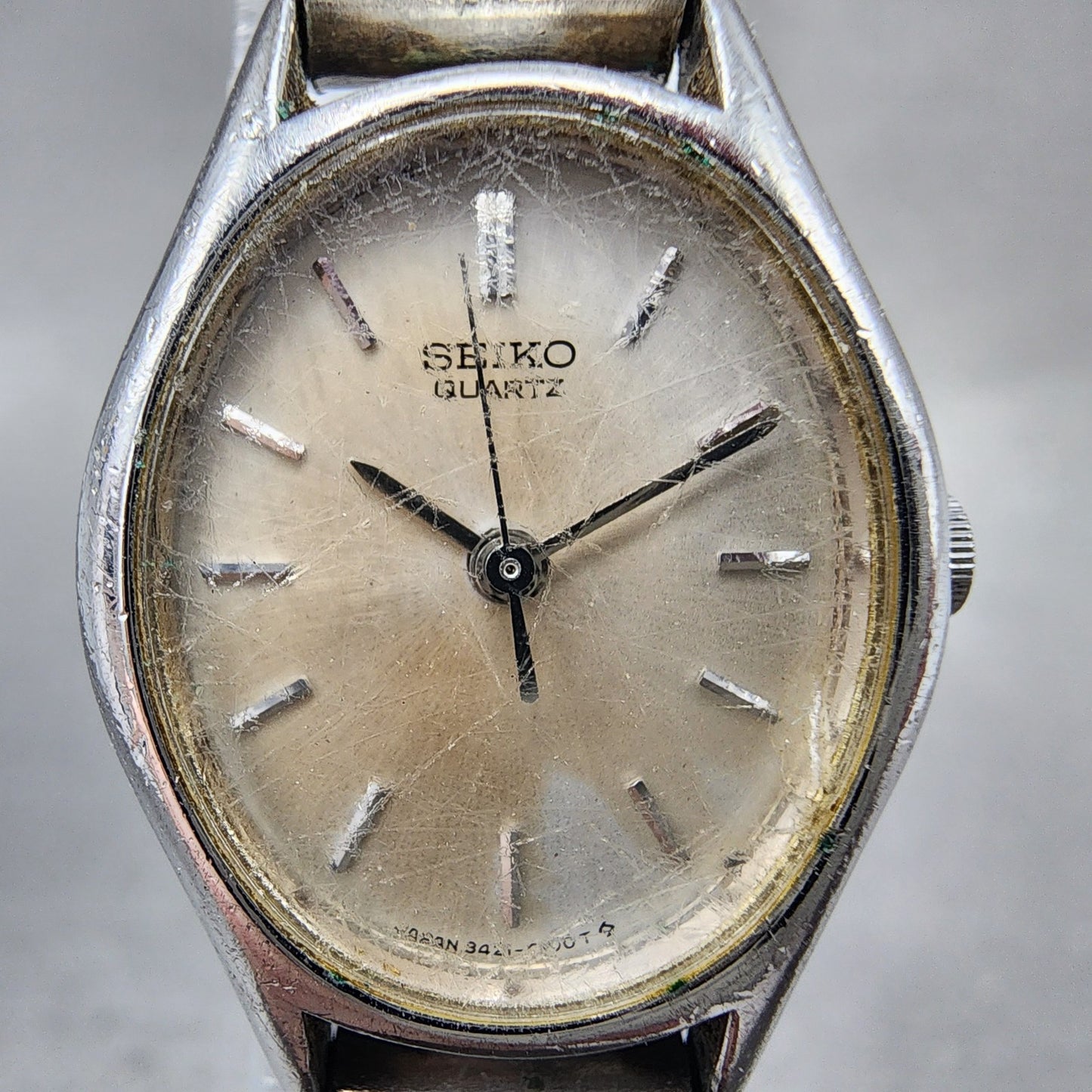 Seiko Watch Women 20mm White Dial Silver Tone Oval 34215019 New Battery VTG1