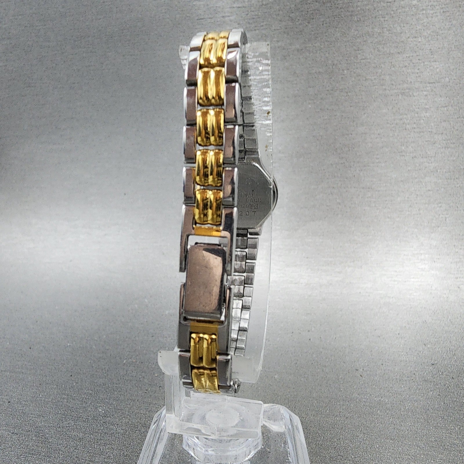 Seiko Watch Women 17mm Silver Dial Two Tone Oval 1F205B29 New Battery8