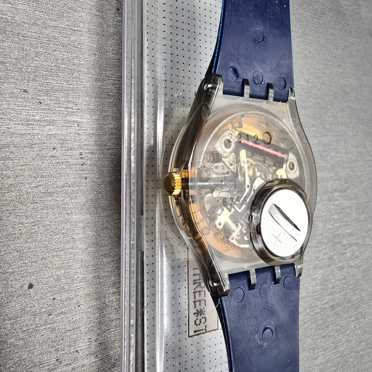 Swatch Tailleur Watch Men 34mm Gold Dial Gray Case Round GM109 New Battery NOS12