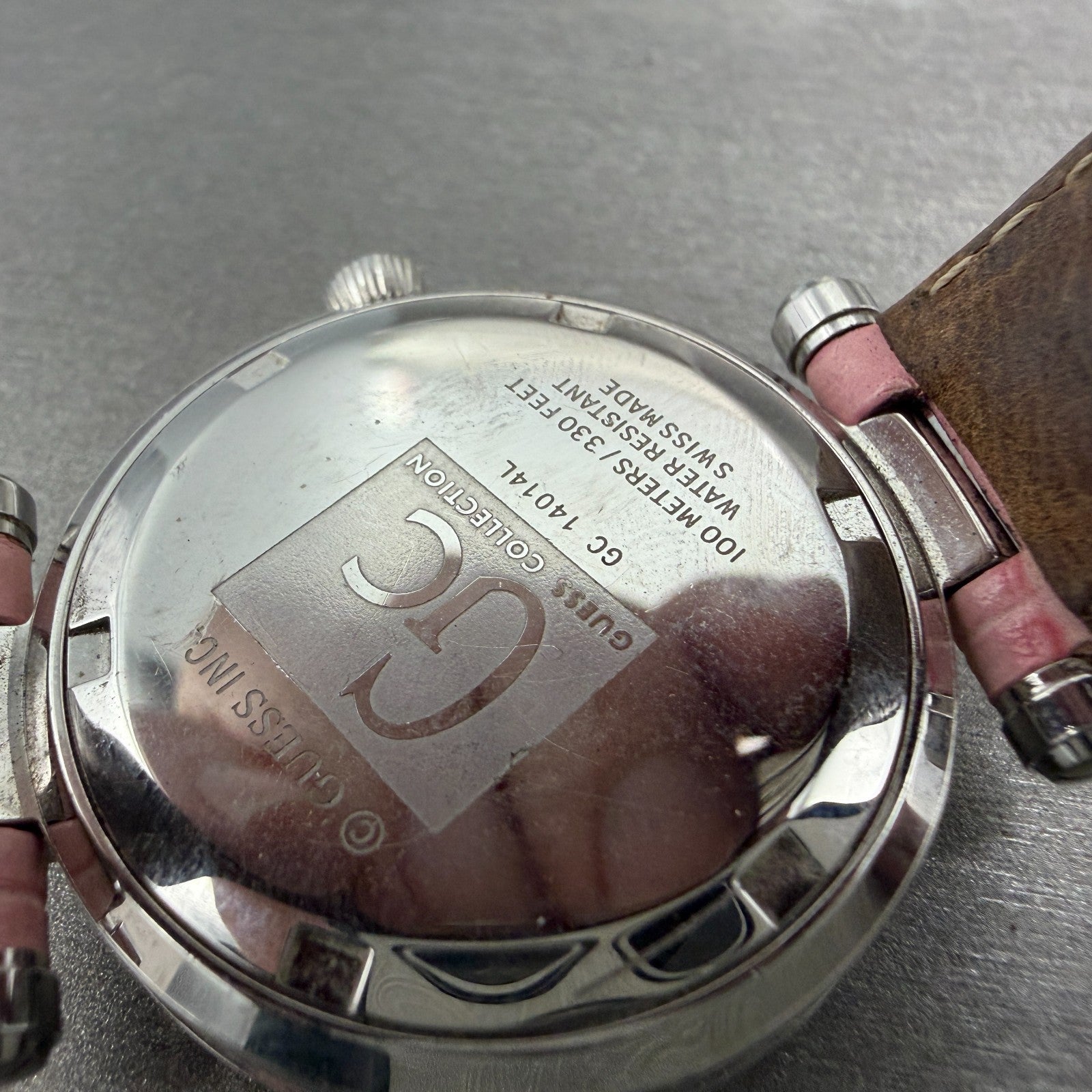 Guess Watch Women 34mm White Dial Silver Tone Daydate Round GC14014L New Battery9