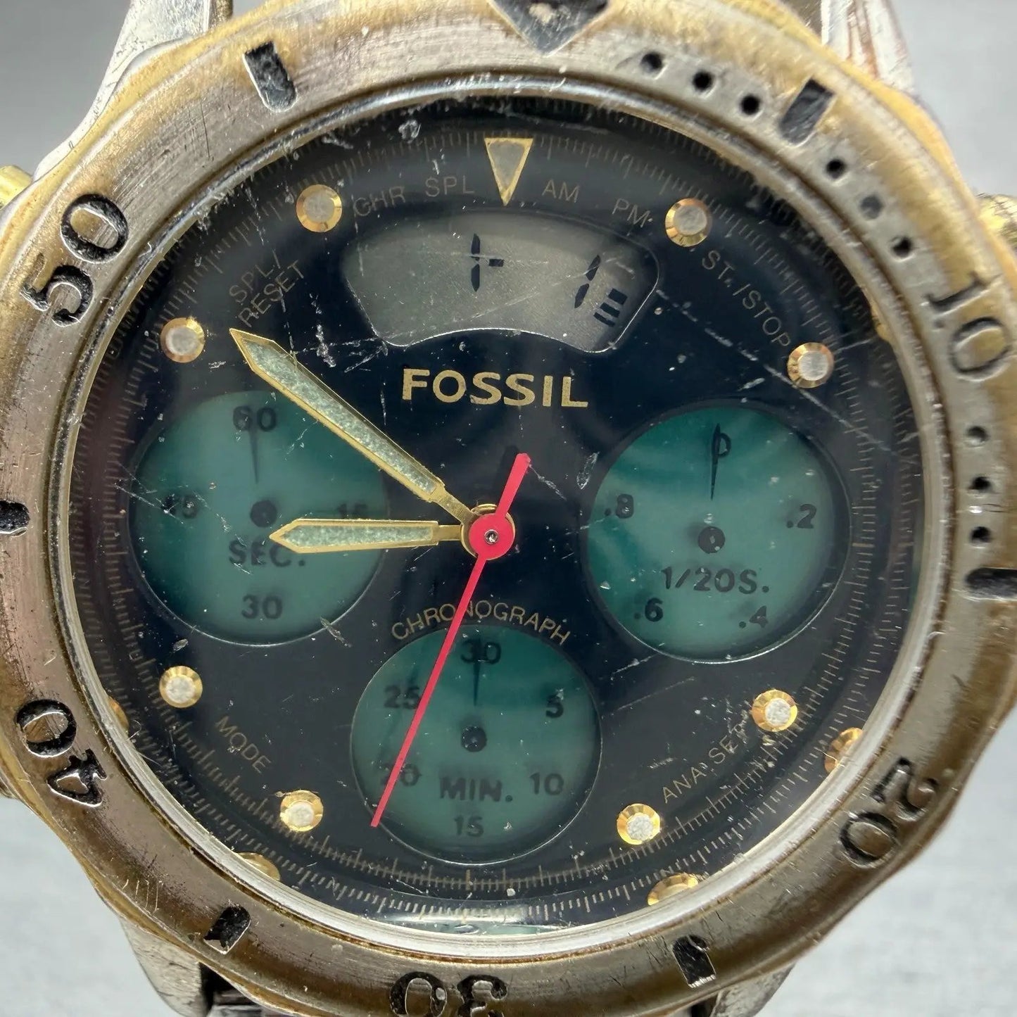 48228104
