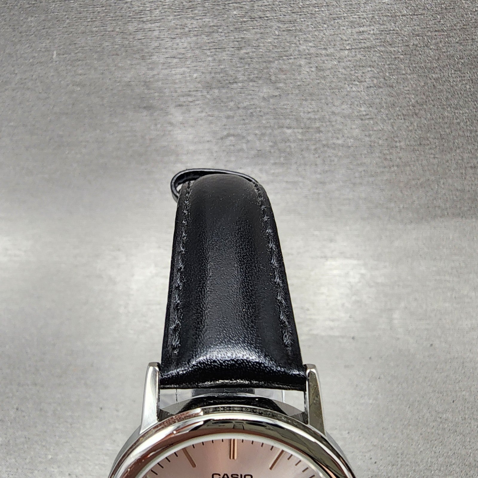 Casio Watch Men 33mm Silver Dial Silver Tone Round Leather MTP1403 New Battery5