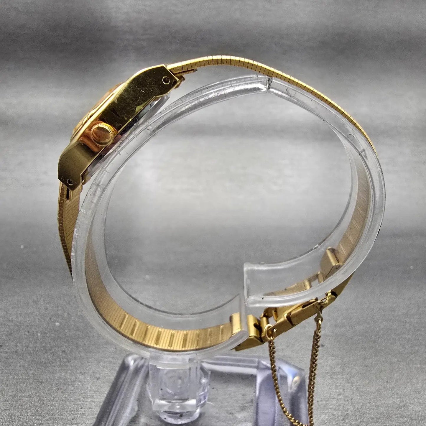 Citizen CQ Watch Women 19mm Gold Dial Gold Tone Oval 2030-943031 New Battery6