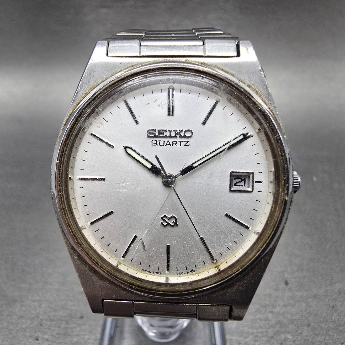 Seiko SQ Watch Men 35mm Silver Dial Silver Tone Date Round 5H22-7A09 PARTS VTG0