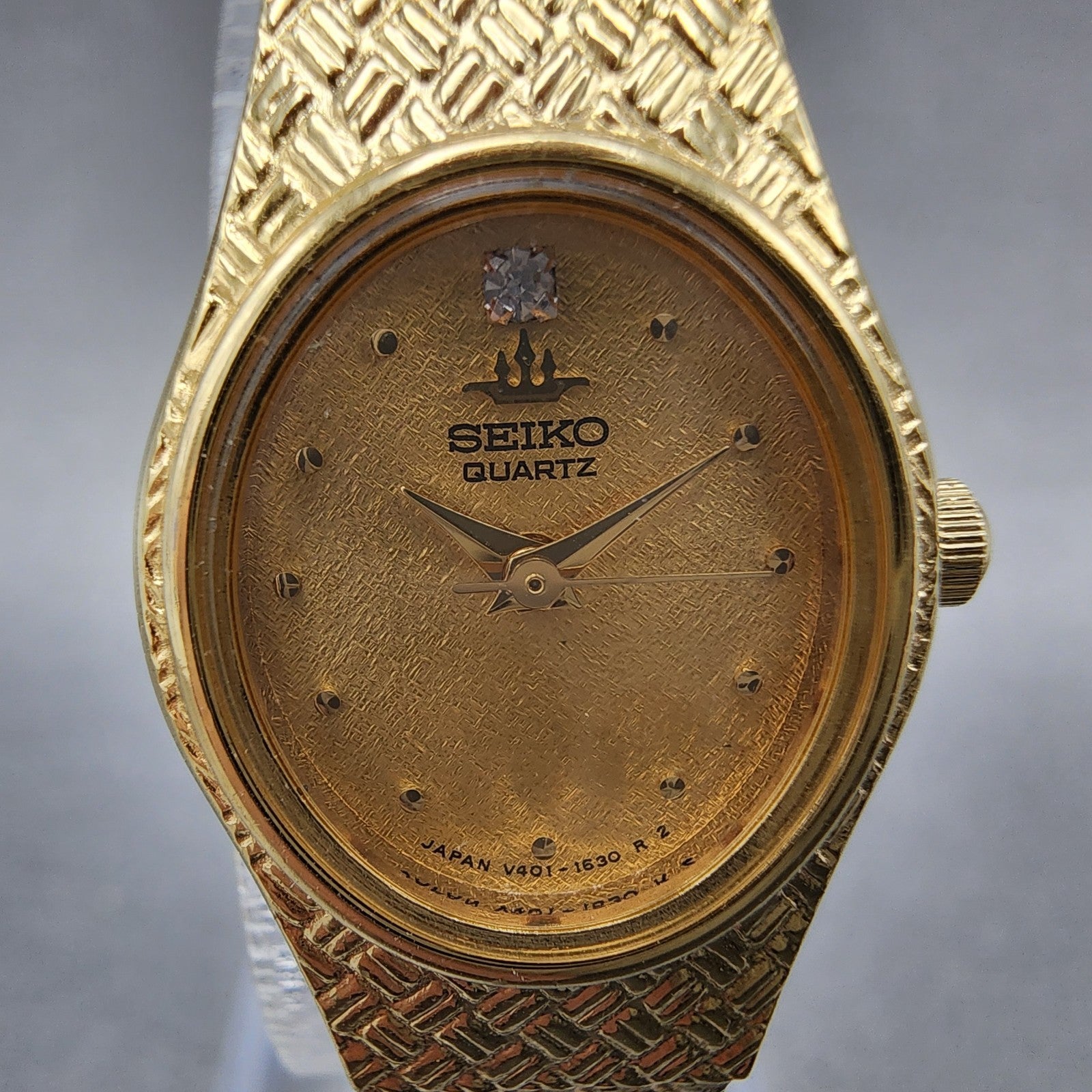 Seiko watch Women 18mm Gold Dial Gold Tone Oval V4015310 New Battery Vintage1