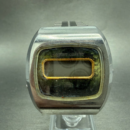 Orient Digital Watch Men 39mm LCD Silver Tone Green Dial TS641102-40 PARTS0