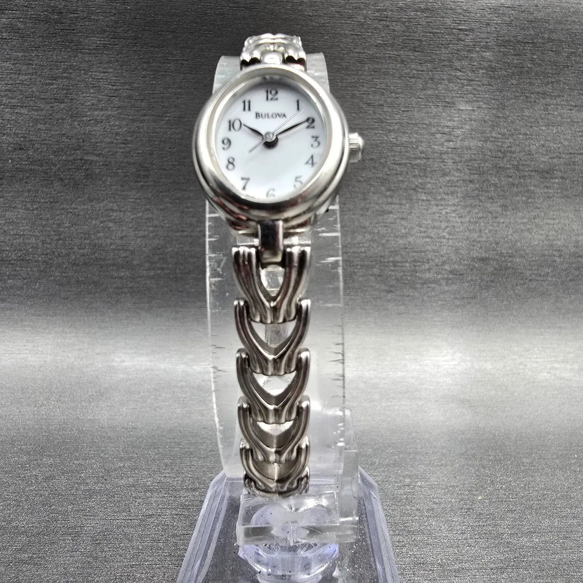 Bulova Watch Women 17mm White Dial Silver Tone Oval 96L12 New Battery JP 455