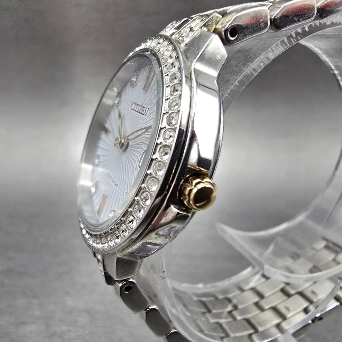 Eco-Drive Silhouette Crystal Watch Women 28mm White Dial Silver Date EW2340-58A2