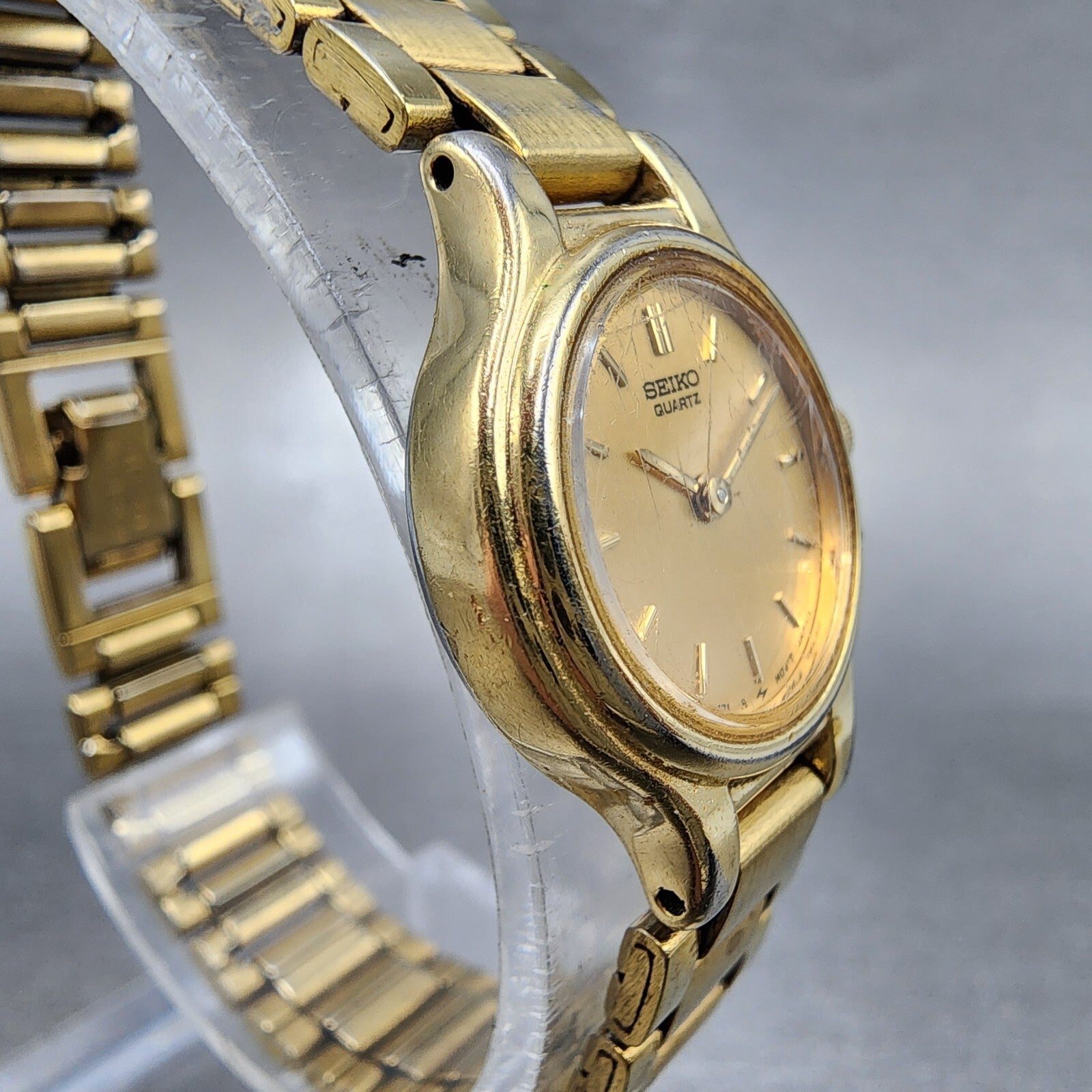 Seiko Watch Women 19mm Gold Dial Gold Tone Round 4N000069 New Battery3