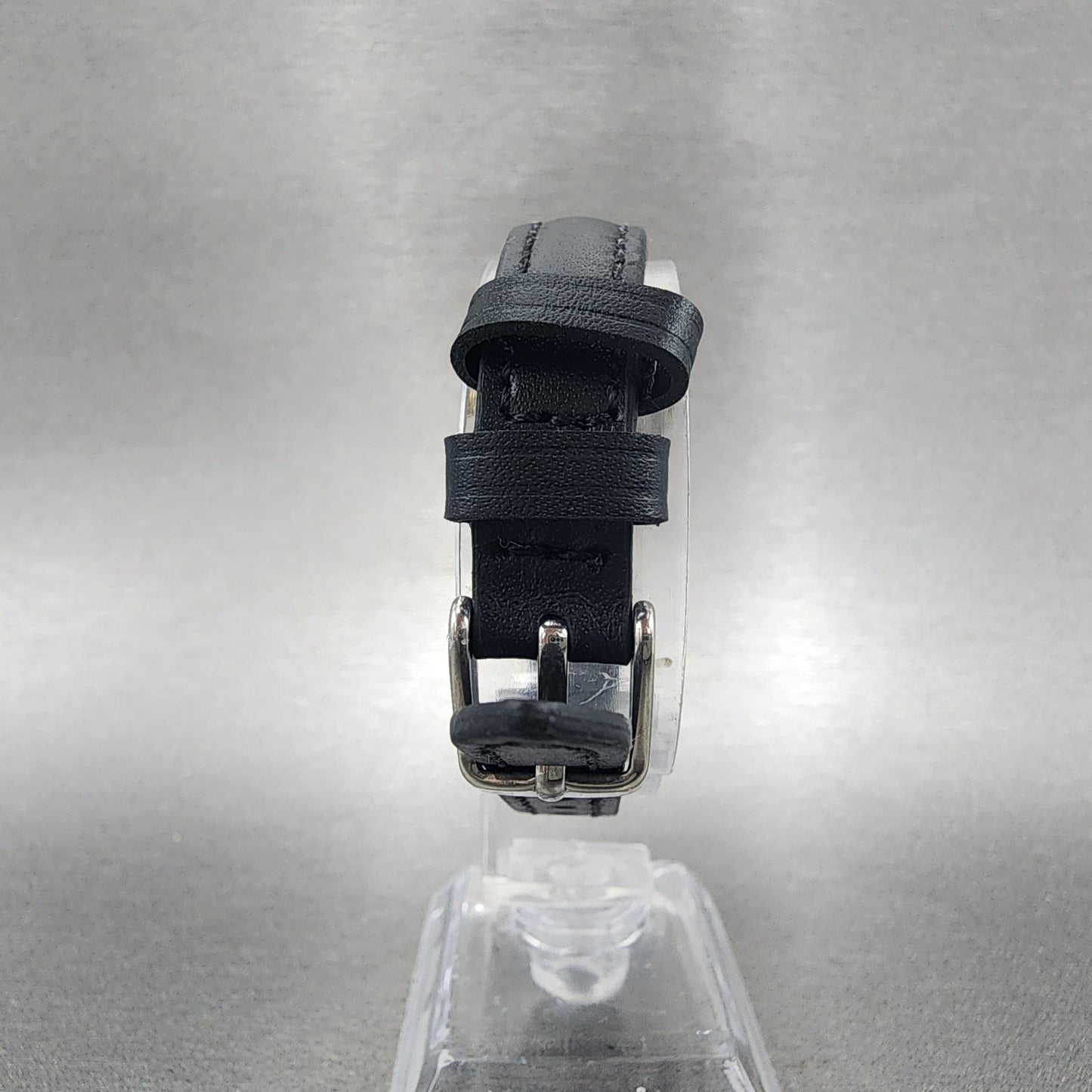 Seiko Watch Women 22mm Champagne Dial Gold Tone Round V701A110 New Battery7