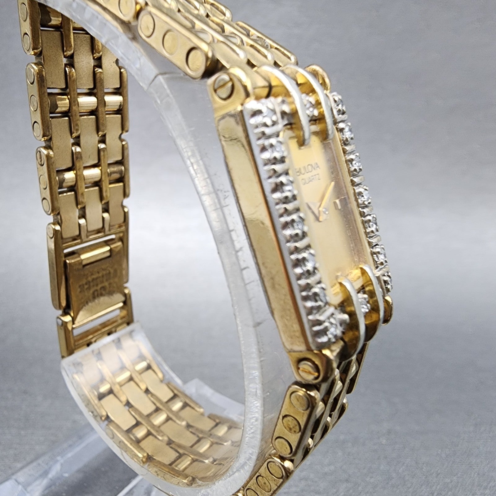 Bulova Tank Watch Women 14mm Gold Dial Gold Tone Diamond Bezel 90F26 New Battery3