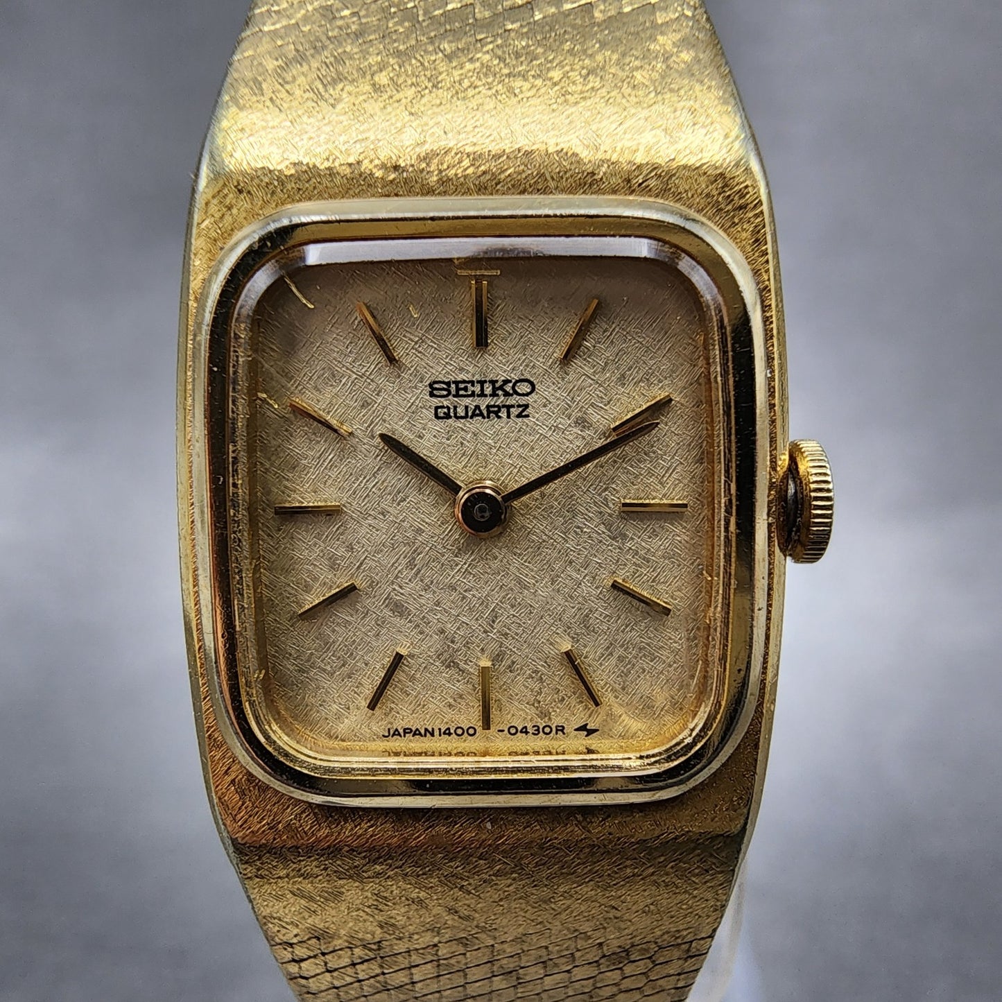 Seiko Tank Watch Women 17mm Champagne Dial Gold Tone Rectangle 14005259 New Bat1
