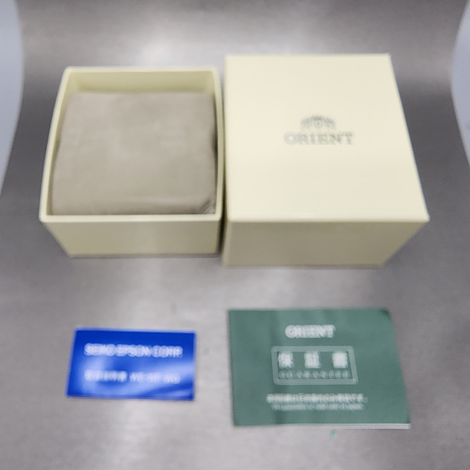 Orient IO Solar Watch Women 24mm MOP Dial Silver Tone Date Round KN70UAA0 Runs12