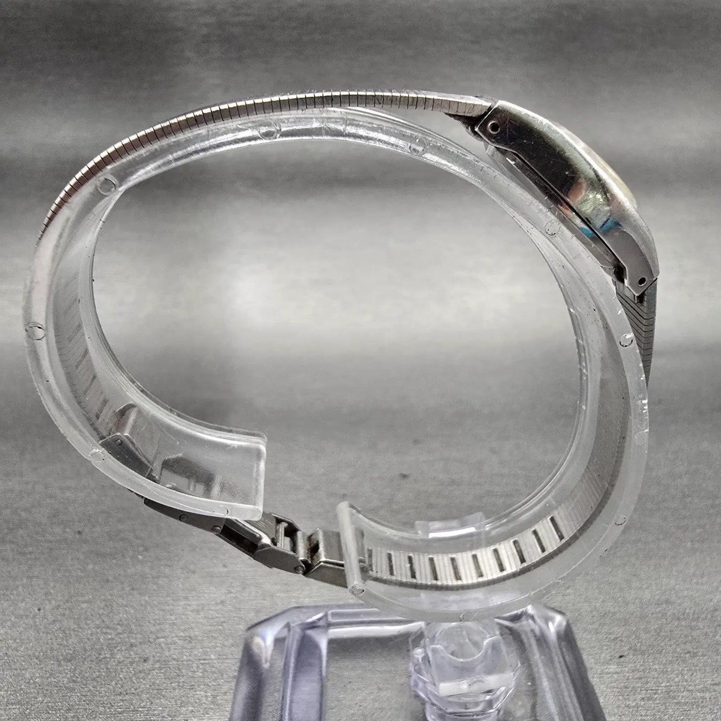 Seiko Watch Women 16mm Silver Dial Silver Tone Oval 5420-0029 New Battery VTG8