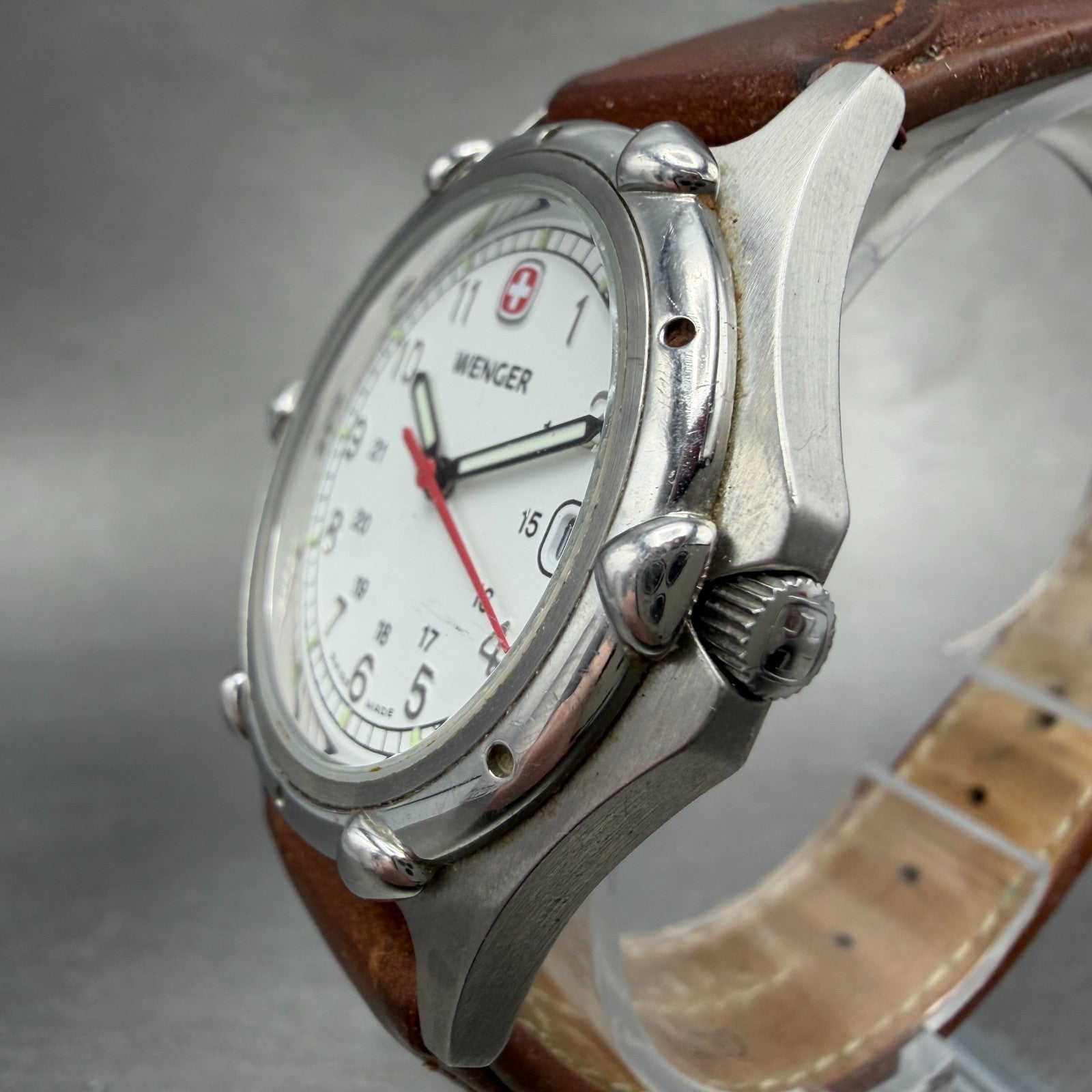 Wenger SAK Watch Men 35mm White Dial Steel Date Round Leather Band New BatteryAB2