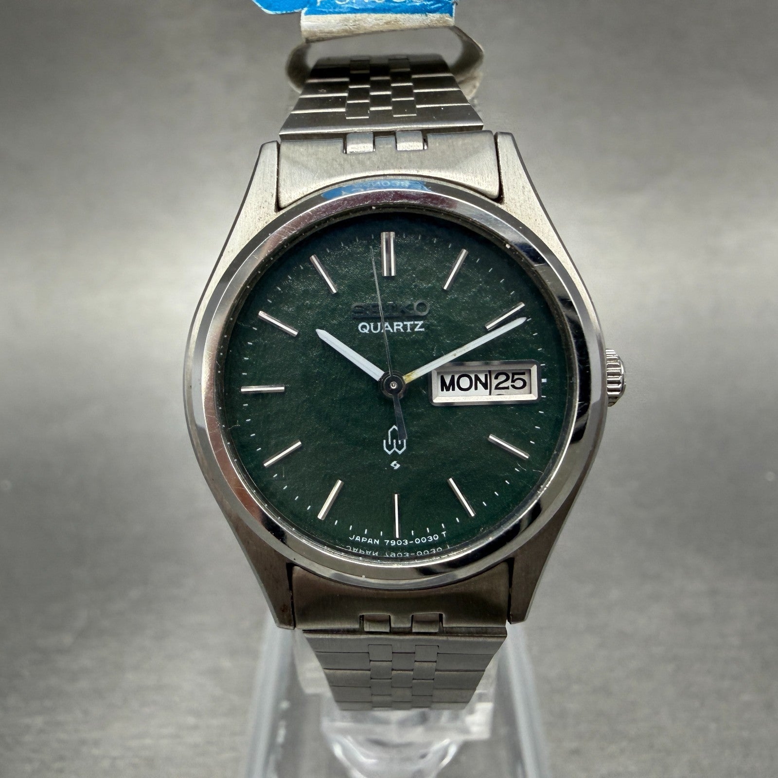 Seiko Watch Women 25mm Green Dial Silver Tone Daydate 7903-0030 New Battery0
