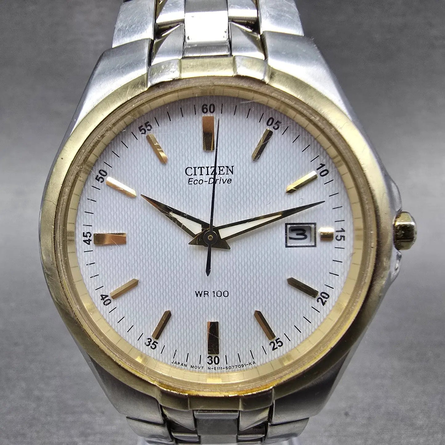 Citizen Eco-Drive Watch Men 38mm White Dial Two Tone Date E111-S049521 Runs0