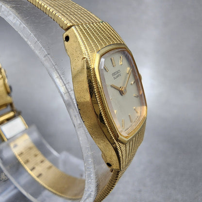 Seiko Watch Women 16mm Champagne Dial Gold Tone 2c20-5569 New Battery