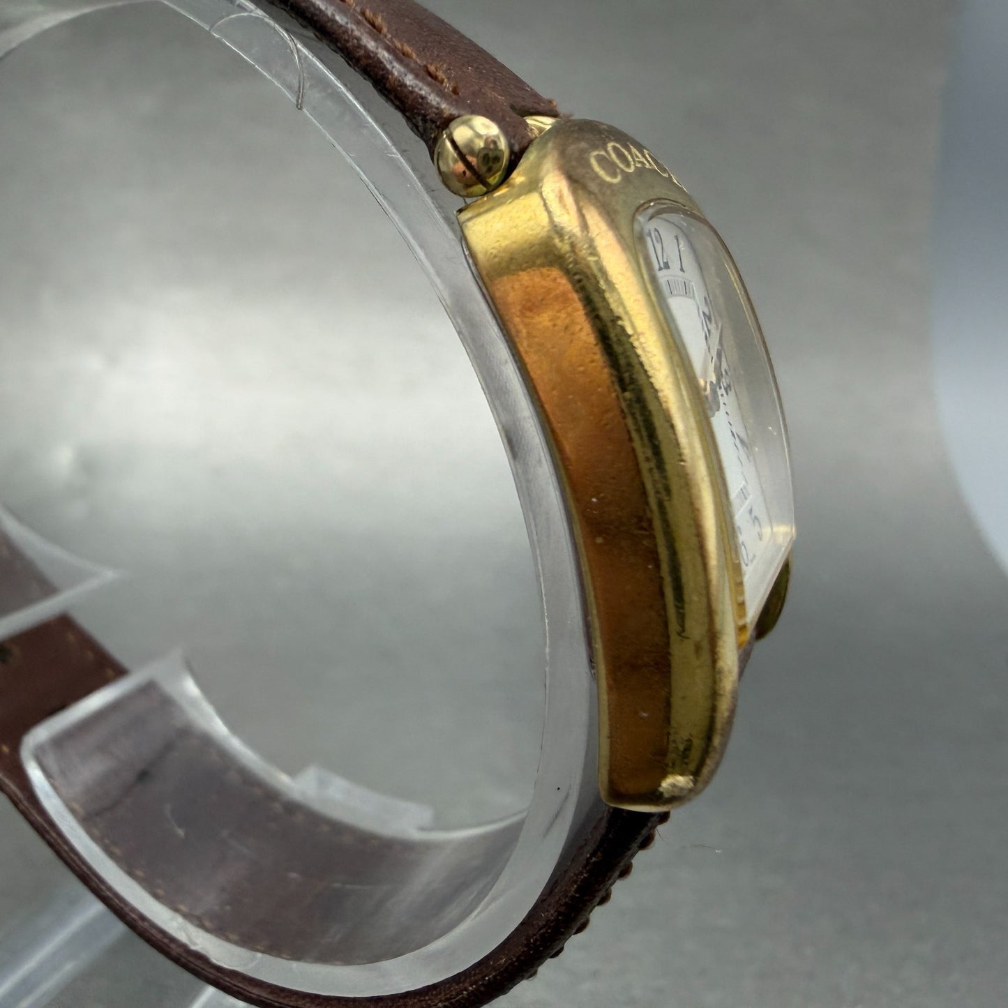 Coach Watch Women 21mm Silver Dial Gold Tone Rectangle W001 PARTS Vintage4