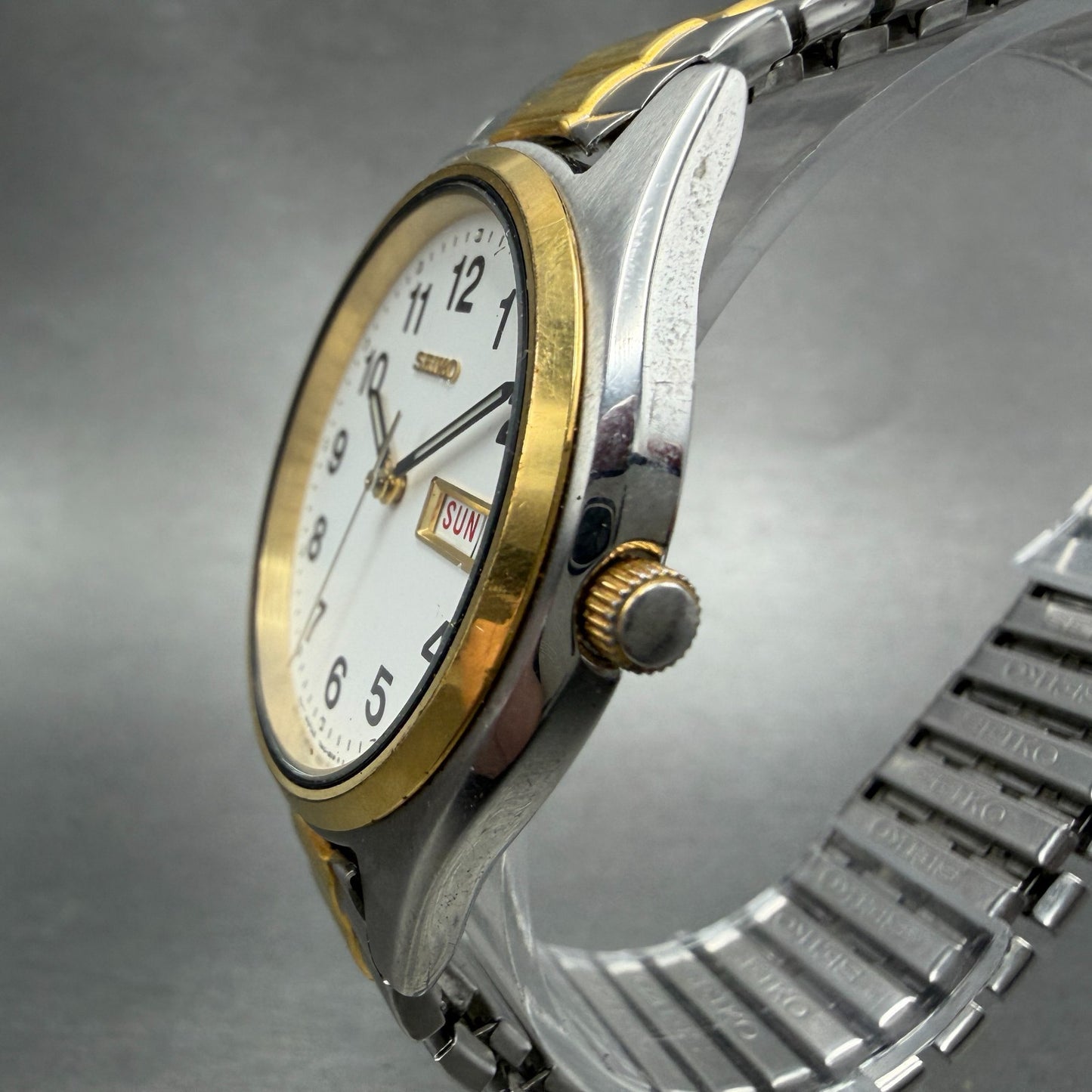 Seiko Watch Men 37mm White Dial Two Tone Daydate Round 7N43-9048 PARTS Vintage4
