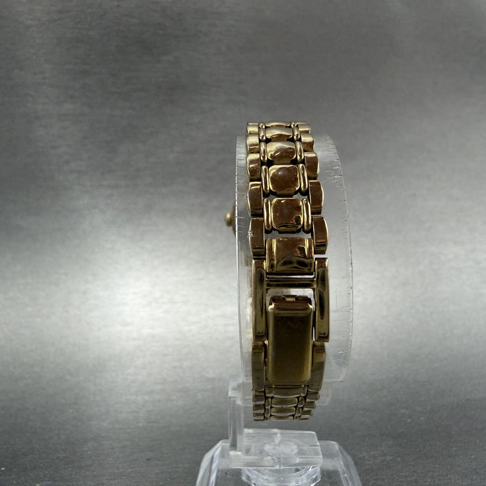 Seiko Watch Women 19mm White Dial Gold Tone Round V401-0289 New Battery OIHUGY7