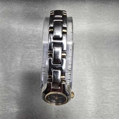 Seiko Watch Women 17mm Blue Dial Two Tone Oval 1N01-0CT0 New Battery Vintage JP4