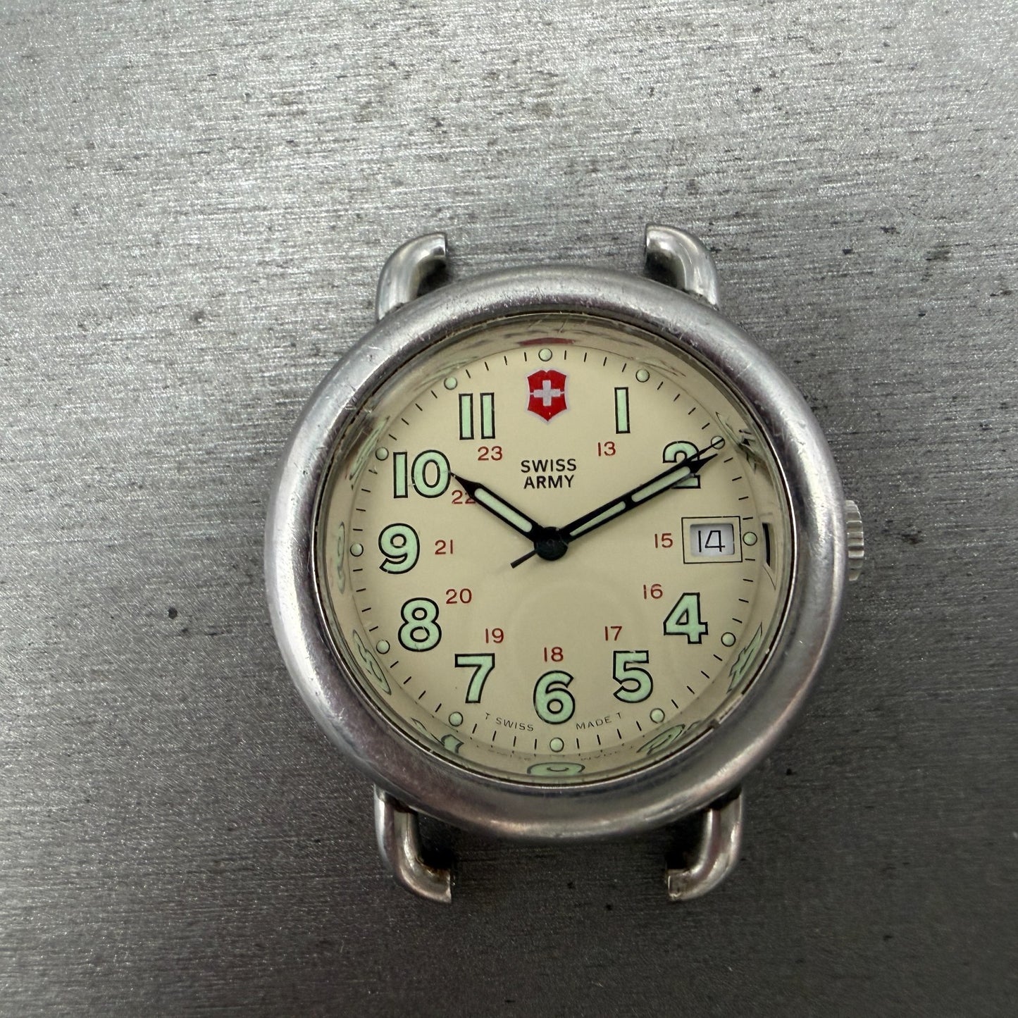 Victorinox Swiss Army Cavalry Watch Men 37mm Cream Dial Silver Tone Date PARTSBD0