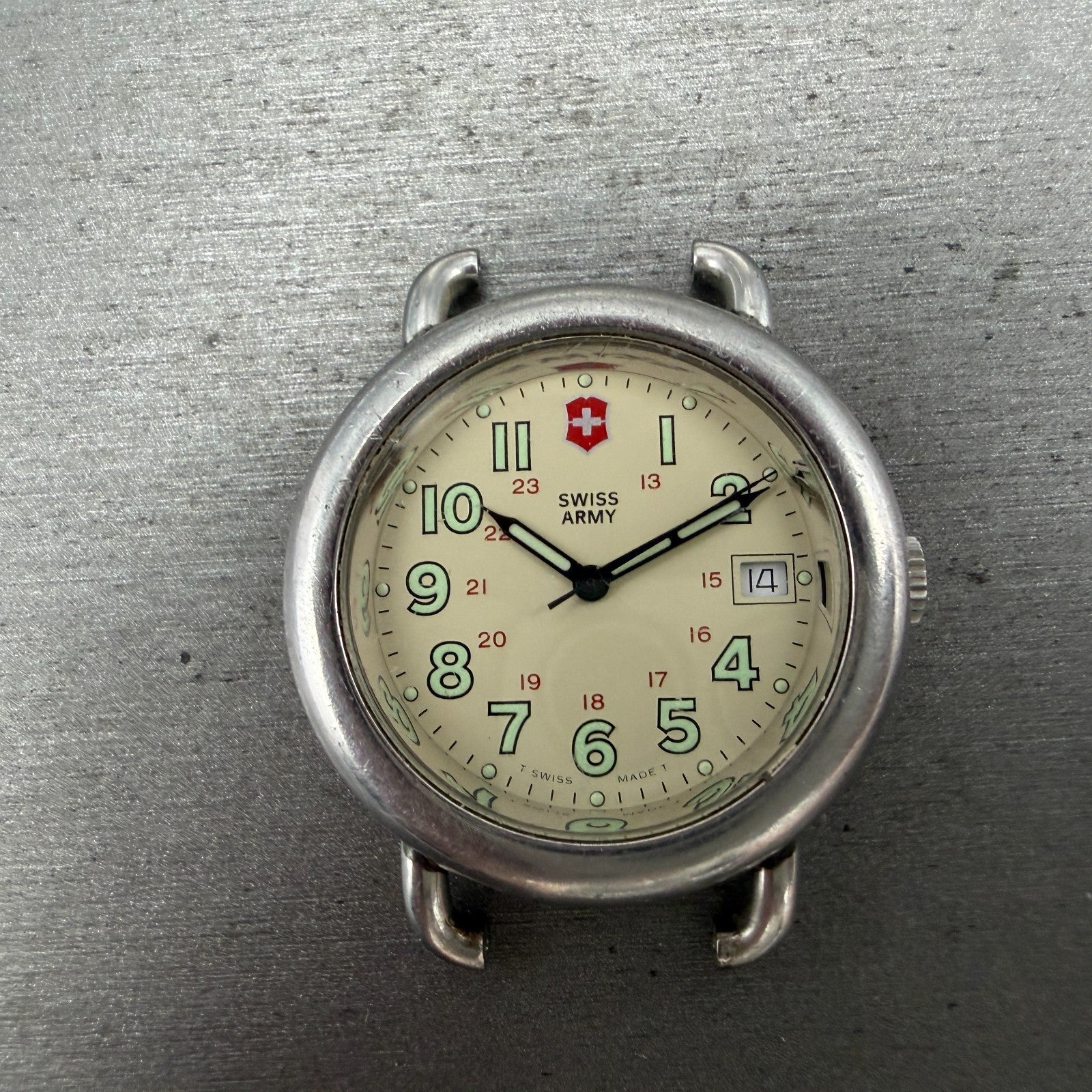 Victorinox Swiss Army Cavalry Watch Men 37mm Cream Dial Silver Tone Date PARTSBD0