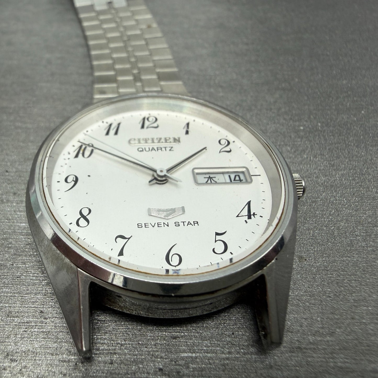 Citizen Seven Star Watch Men 35mm Silver Dial Silver Tone Daydate 4-140214 PARTS7