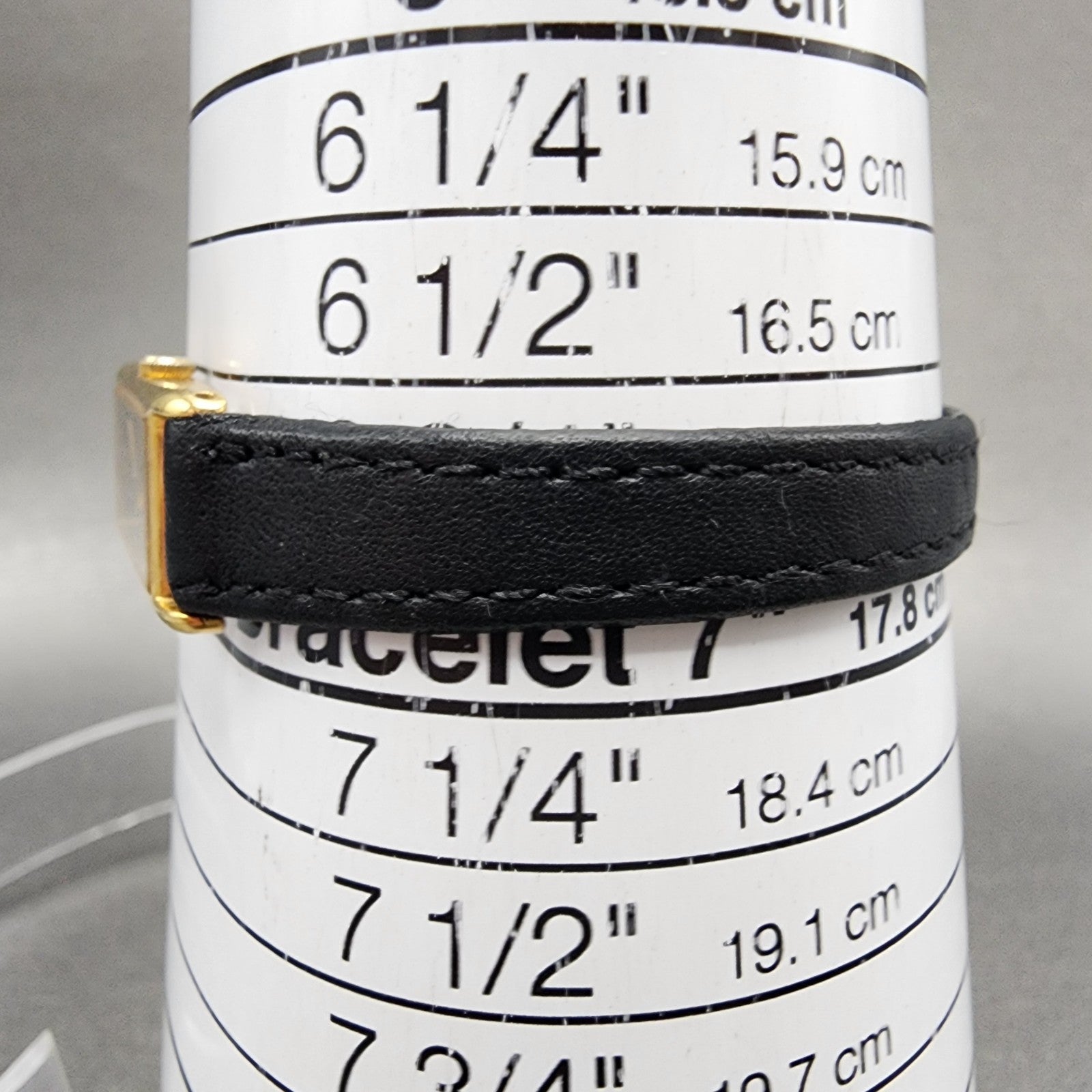 Seiko Tank Watch Women 13mm Black Dial Gold Tone Rectangle 2e206129 New Battery10