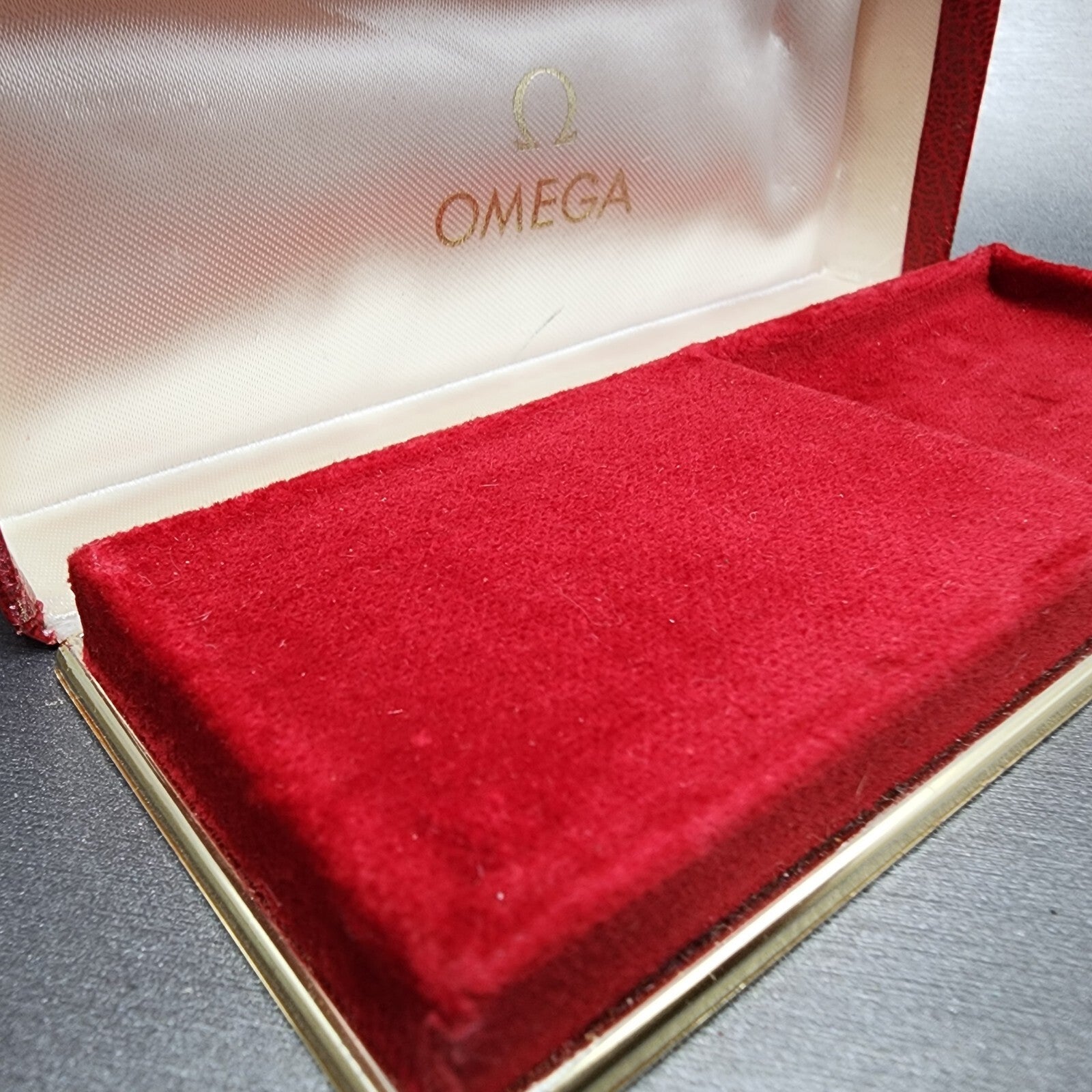 Omega Watch Box Red Leather Finish Coffin Swiss Made Vintage 1960s2