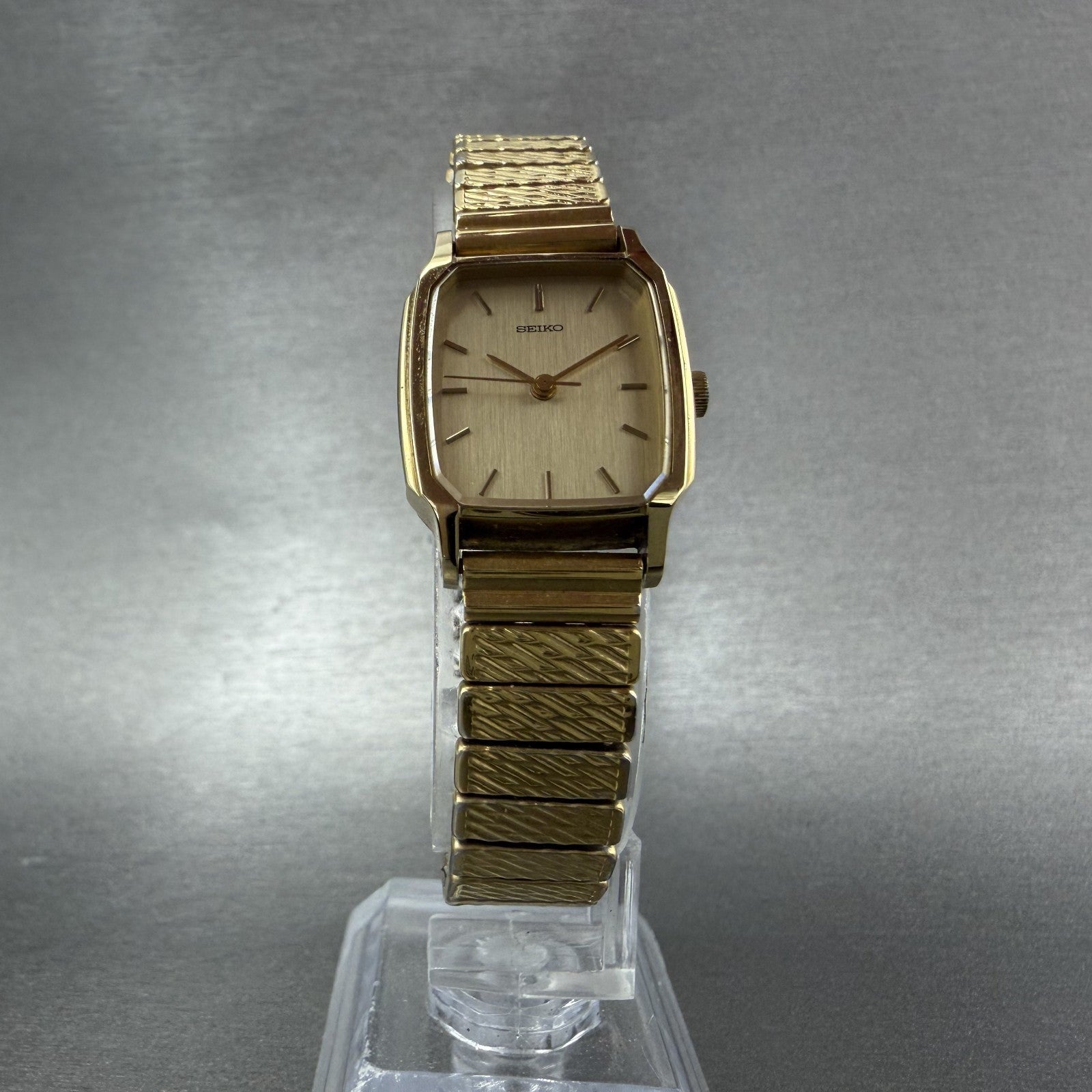 Seiko Watch Women 20mm Champagne Dial Gold Tone Rectangle 2P21-5230 New Battery5