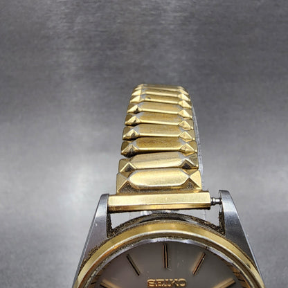 Seiko SQ Watch Men34mm Silver Dial Two Tone Daydate READ!! 8223-6021 New Battery