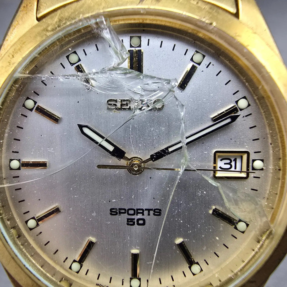 Seiko Sports 50 Watch Men 37mm Silver Dial Gold Tone Date 7N42-8079 PARTS2