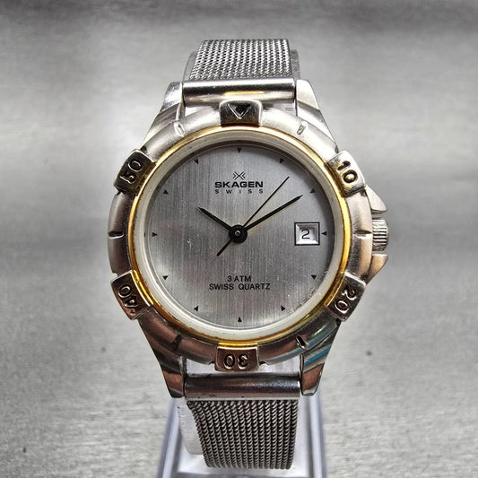 Skagen Watch Women 26mm Silver Dial Two Tone Date Round 33SGSS New Battery0
