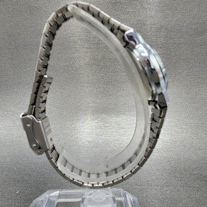 Citizen CQ Watch Women 25mm Silver Dial Silver Tone Daydate 6000-074815 New Batt