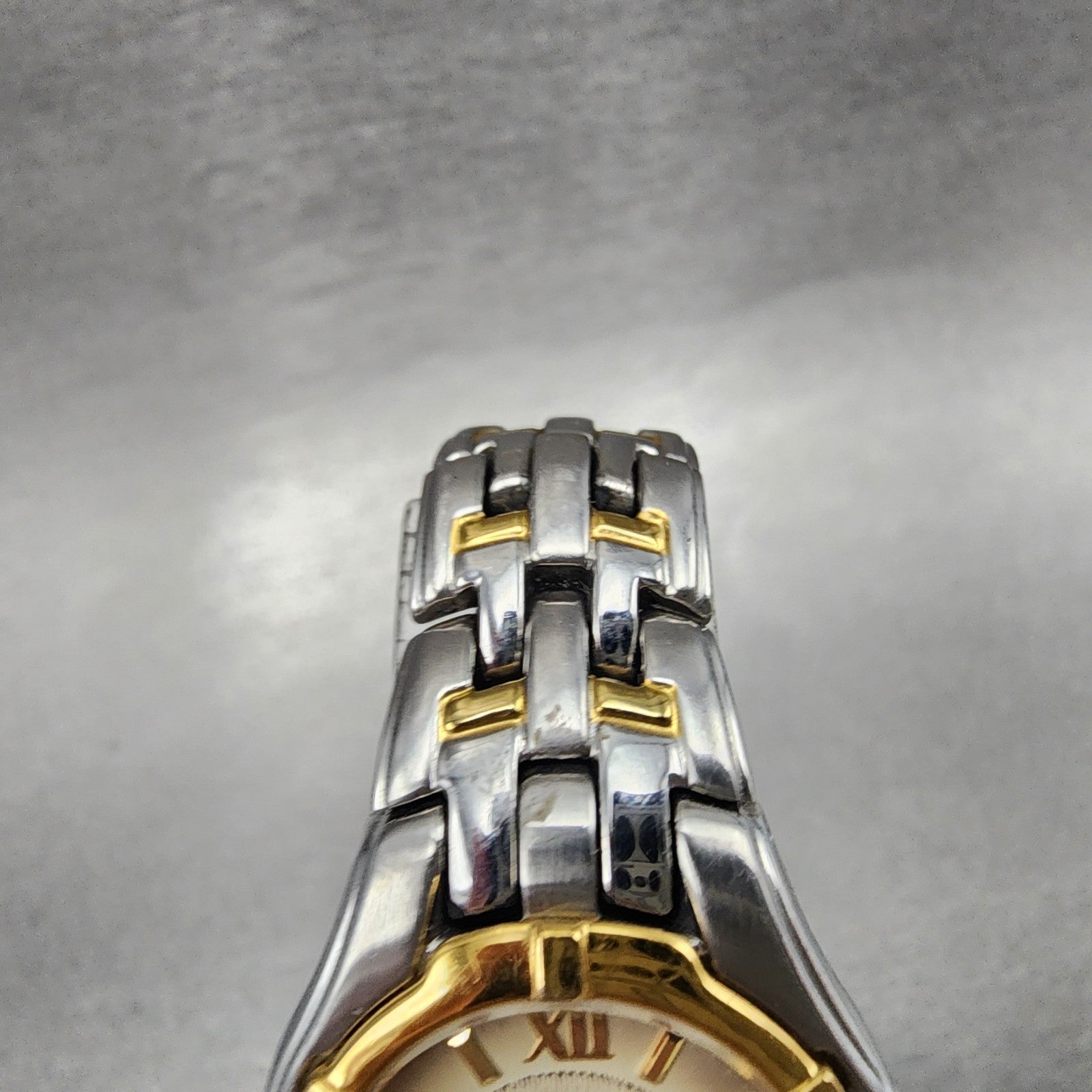 Seiko Watch Women 26mm Champagne Dial Two Tone Date V7890369 New Battery ABC1234