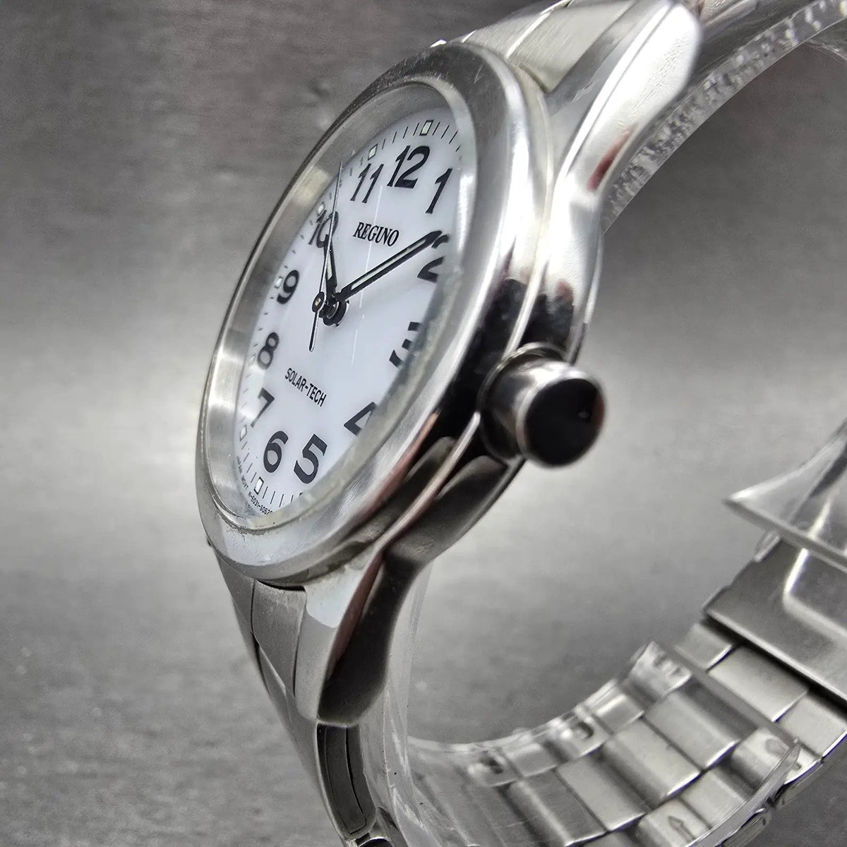 Citizen Reguno Solar Watch Women 30mm White Dial Silver Tone E031-S038090 Runs2