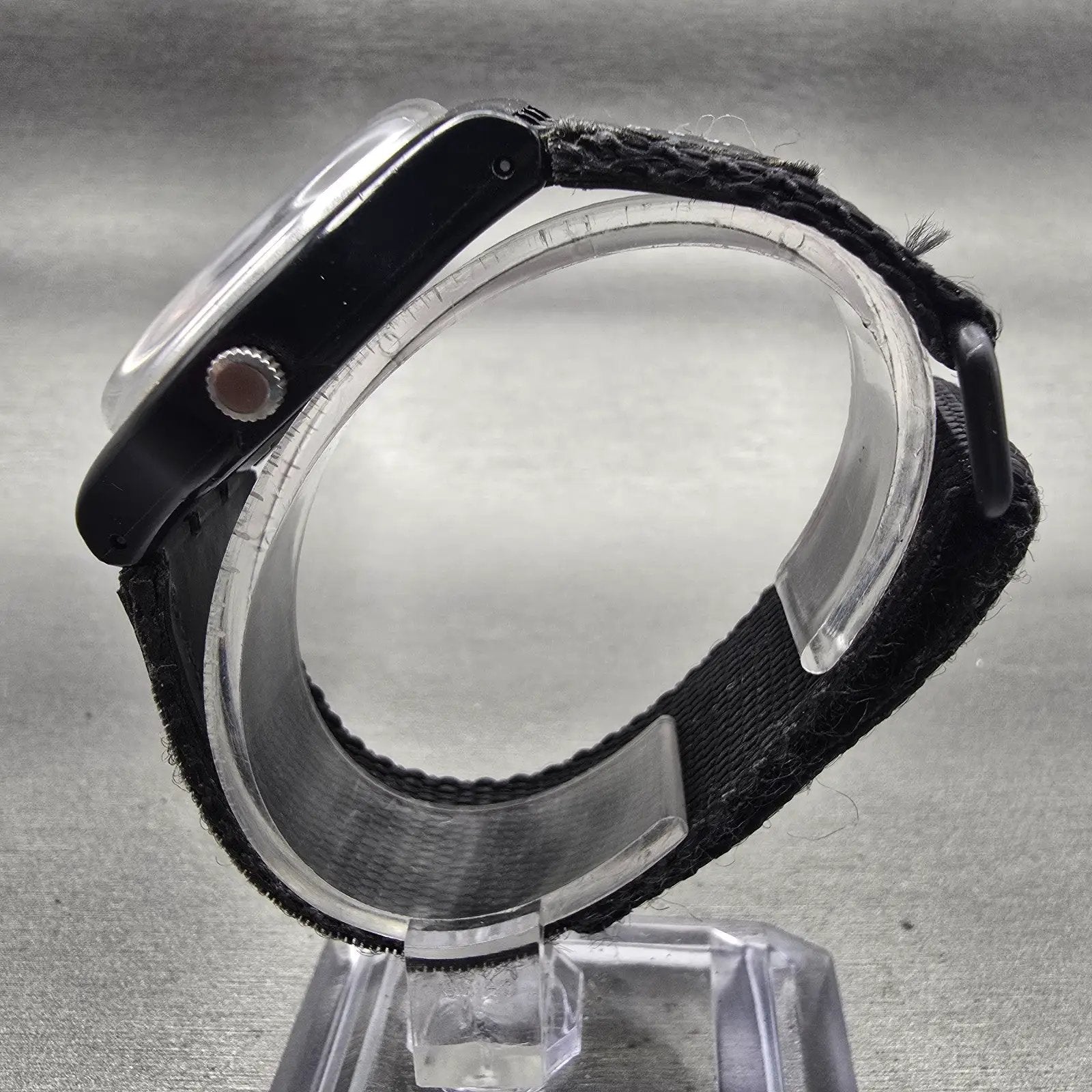 Swatch Access DOUBLE LOOP Watch Men Purple Dial Black Tone SKB100 New Battery6