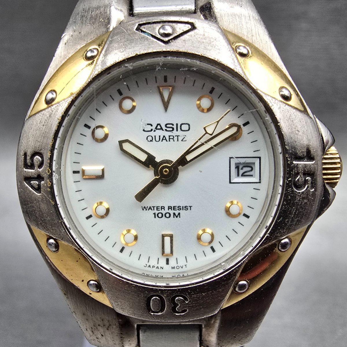 Casio Dive Watch Women 27mm White Dial Two Tone Date Round LTD-1034 New Battery1