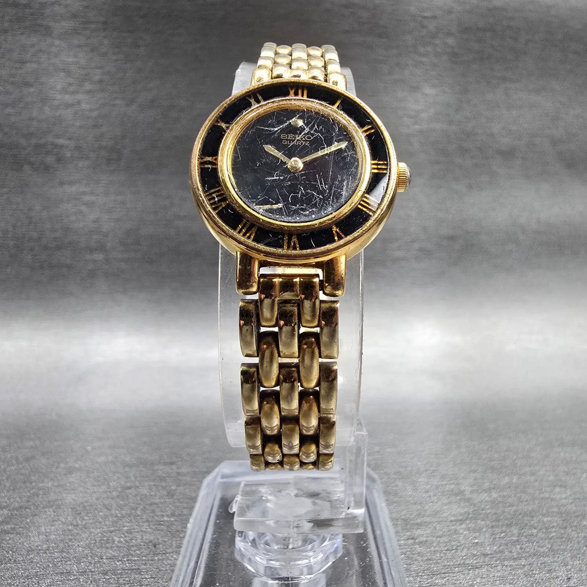 Seiko Watch Women 21mm Black Dial Gold Tone Round 1N00-0D29 New Battery VTG JP25