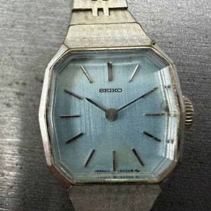 Seiko Watch Women 24mm Blue Dial Silver Tone READ!!! Manual 11-4899 Runs Vintage1
