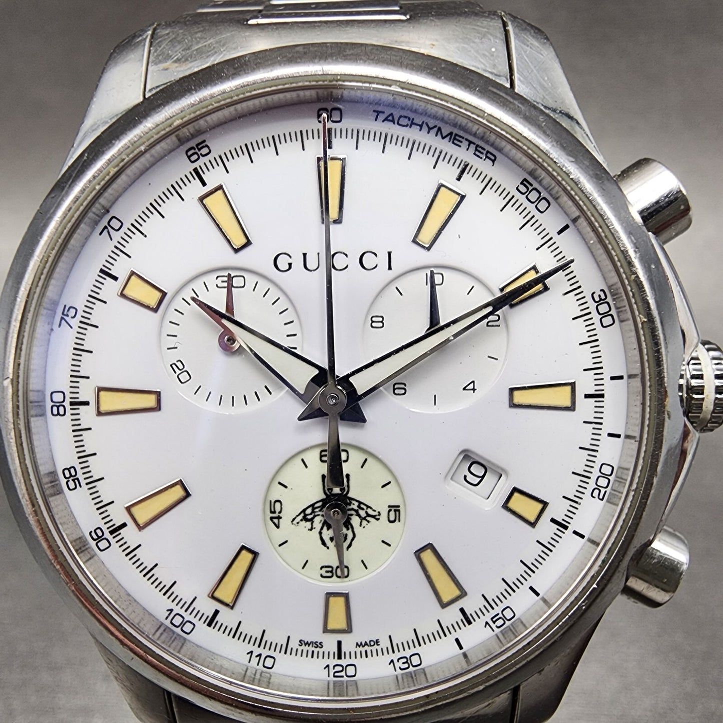 Gucci G-Timeless Chronograph Watch Men 39mm White Dial Steel Date Round New Batt