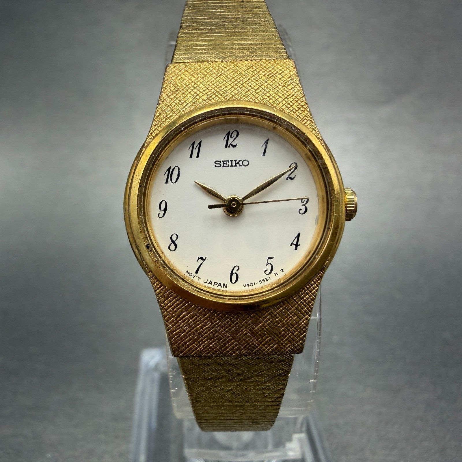 Seiko Watch Women 19mm White Dial Gold Tone Round V401-1810 New Battery Vintage0