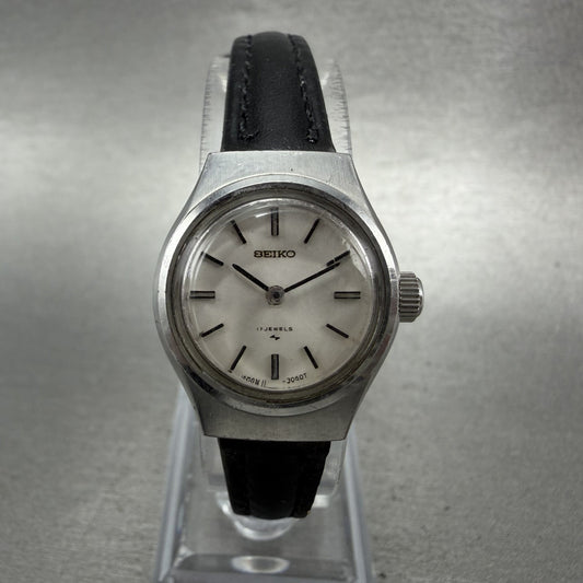 Seiko Watch Women 21mm Silver Dial Silver Tone Round 110910 Manual Runs0